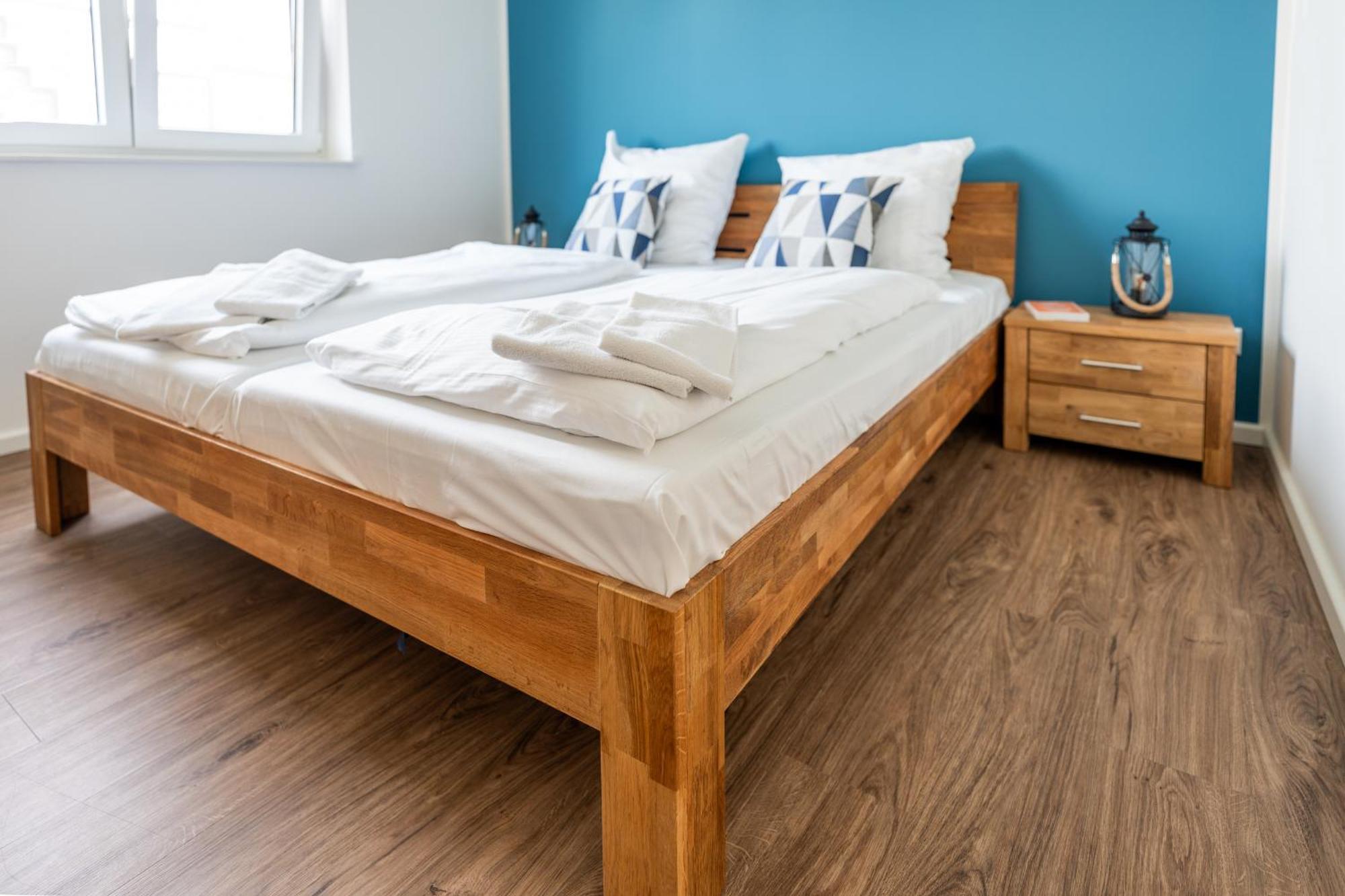 Hangar 19 Luxusbungalow Am See H8 Schwerin  Ngoại thất bức ảnh