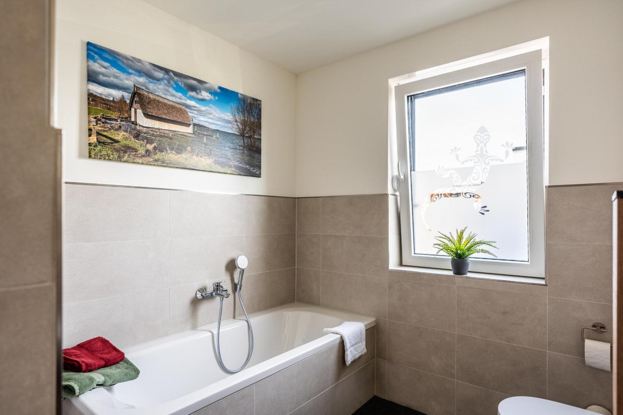 Hangar 19 Luxusbungalow Am See H8 Schwerin  Ngoại thất bức ảnh
